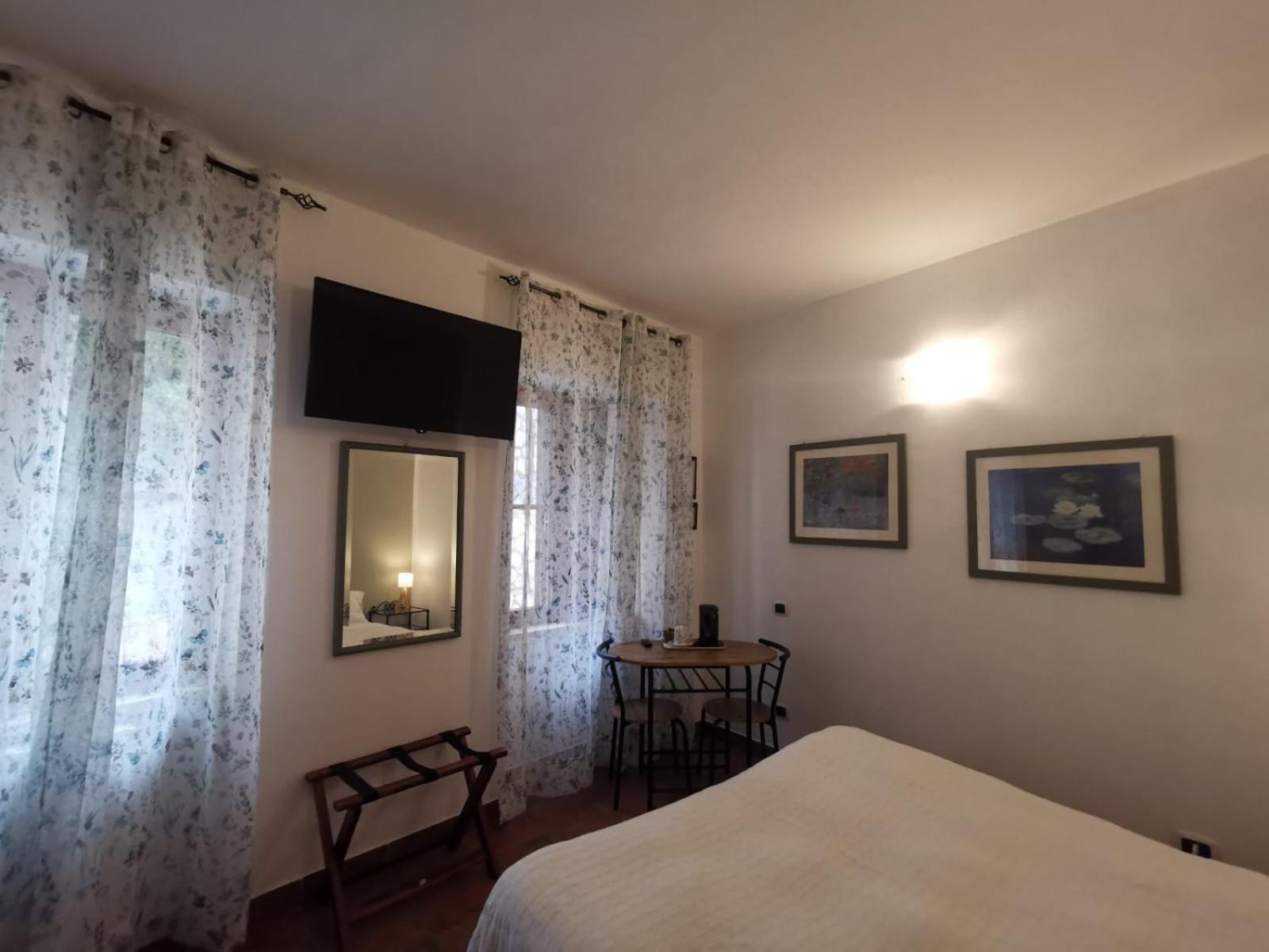 Locanda Dell'Arcangelo Rocca Massima Bagian luar foto